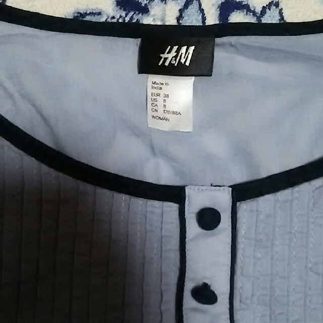 H&M ノースリーブシャツ レディースのトップス(シャツ/ブラウス(半袖/袖なし))の商品写真