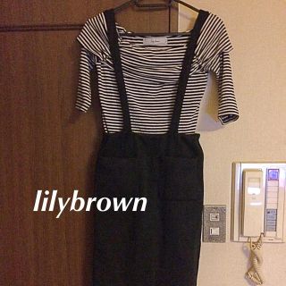 リリーブラウン(Lily Brown)のトップススカートセットワンピース(ひざ丈ワンピース)