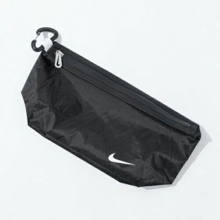 ナイキ(NIKE)のナイキ ポーチ 新品未使用タグ付(セカンドバッグ/クラッチバッグ)