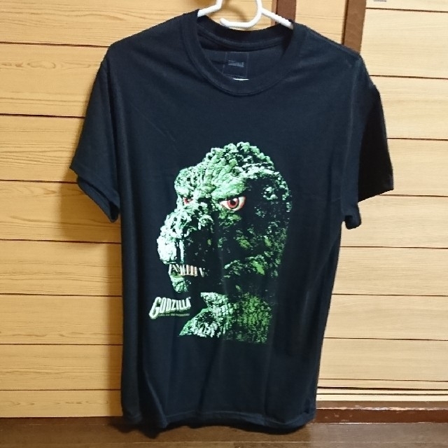 MARVEL(マーベル)の【特別お値下げ】完売『ゴジラキングオブモンスターズ』輸入公式Tシャツ(S) エンタメ/ホビーのエンタメ その他(その他)の商品写真