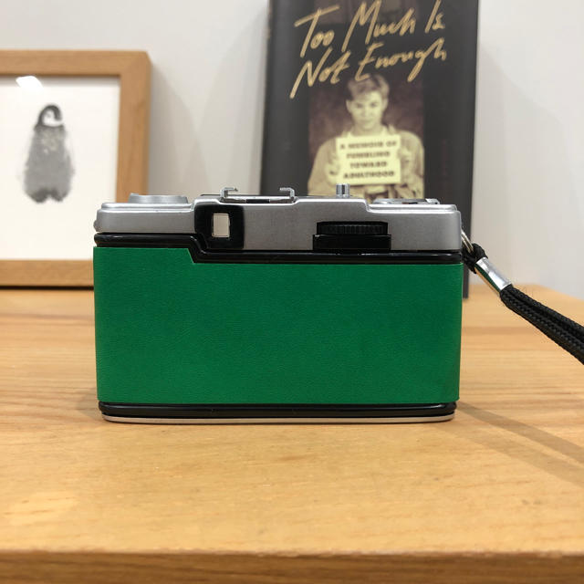 整備済・完動品】 OLYMPUS PEN EE-3 深緑-