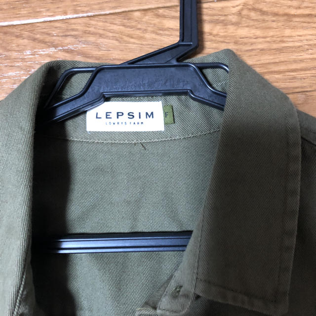 LEPSIM(レプシィム)のミリタリーシャツ レディースのトップス(シャツ/ブラウス(長袖/七分))の商品写真