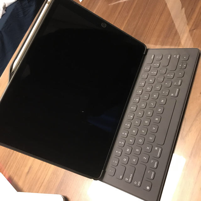 ずっと気になってた iPad pro 12.9 smartkeyboard apple pencil