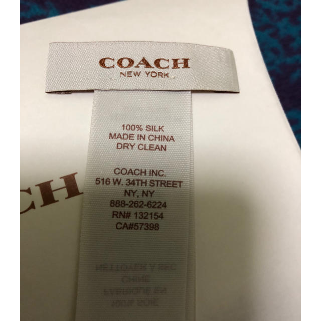 COACH(コーチ)の【らいむ様専用】コーチ 大判シルクスカーフ 未使用 レディースのファッション小物(バンダナ/スカーフ)の商品写真