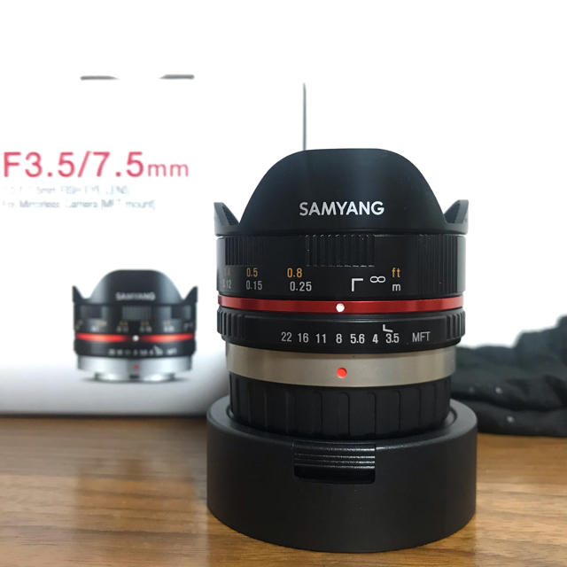 カメラSamyang 7.5mm F3.5 fish-eye MFT