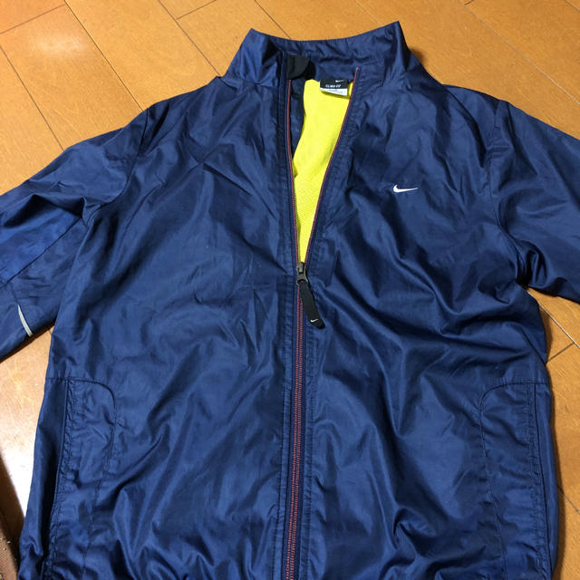 NIKE(ナイキ)の値下げ中！ナイロンジャケット ナイキ 140-150 キッズ/ベビー/マタニティのキッズ服男の子用(90cm~)(ジャケット/上着)の商品写真