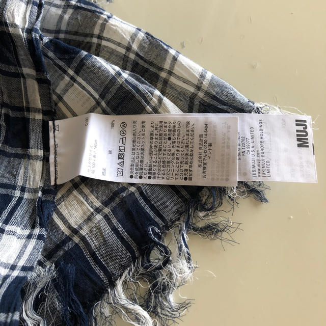 MUJI (無印良品)(ムジルシリョウヒン)の新品 未使用 無印 ストール ショール スロー  レディースのファッション小物(ストール/パシュミナ)の商品写真