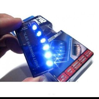 新品　6LED スキャンセキュリティライト ソーラー 太陽光発電　１つ(車内アクセサリ)