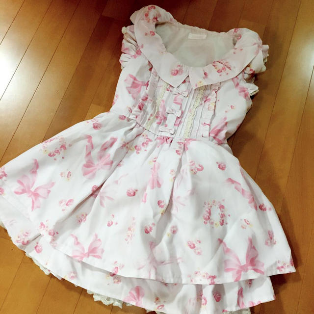 LIZ LISA - リボン柄セットアップの通販 by ぴっぴ|リズリサ LIZ LISA - リボン柄セットアップの通販 by ぴっぴ|リズリサ