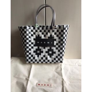 マルニ(Marni)のMARNI ピクニックバッグ ミニ かご バッグ(かごバッグ/ストローバッグ)