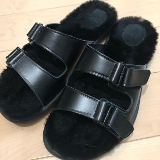 アグ(UGG)のUGG  アグ ファー付きサンダル  箱付き(サンダル)