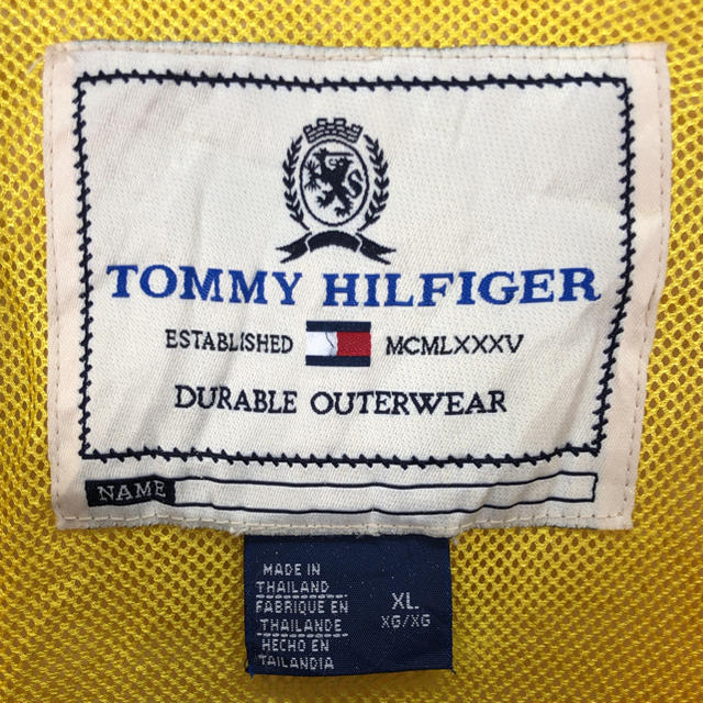 TOMMY HILFIGER(トミーヒルフィガー)の送料無料！トミーヒルフィガー ゆるだぼ ハーフジップ マウンテンパーカー 胸ロゴ メンズのジャケット/アウター(ナイロンジャケット)の商品写真