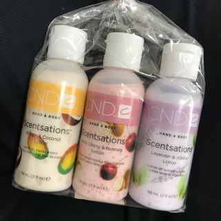 シーエヌディー(CND)のグアムで購入☆ハンドクリーム3本セット(ハンドクリーム)