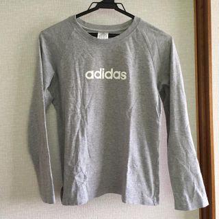 アディダス(adidas)のロンT(Tシャツ(長袖/七分))