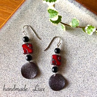 ハンドメイド.。.:✽スクエアレッドピアス No.14(ピアス)