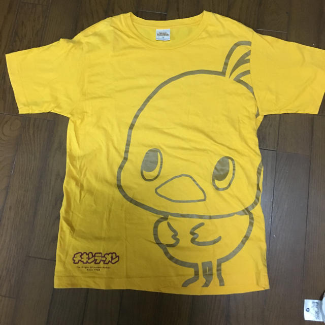 チキンラーメンひよこちゃんＴシャツ メンズのトップス(Tシャツ/カットソー(半袖/袖なし))の商品写真