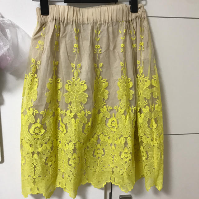 hoss イエロー お花刺繍スカート 日本未発売 新品