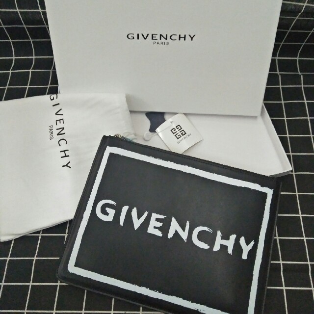 GIVENCHY ジバンシィ バッグ クラッチバッグ クラッチ ポーチ