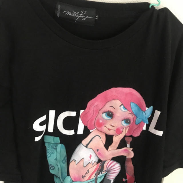 MILKBOY(ミルクボーイ)のMILKBOY ミルクボーイ   SICK GIRL BIG Tシャツ XL  メンズのトップス(Tシャツ/カットソー(半袖/袖なし))の商品写真