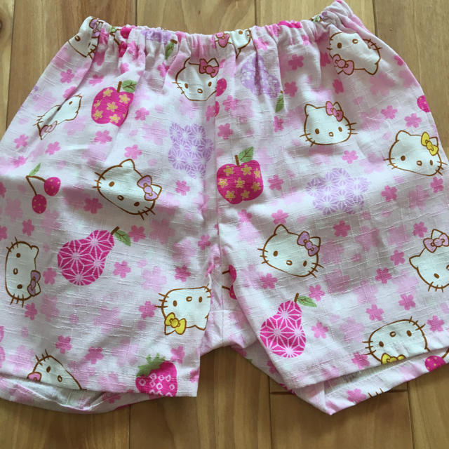 ハローキティ(ハローキティ)のハローキティの甚平90 キッズ/ベビー/マタニティのキッズ服女の子用(90cm~)(甚平/浴衣)の商品写真