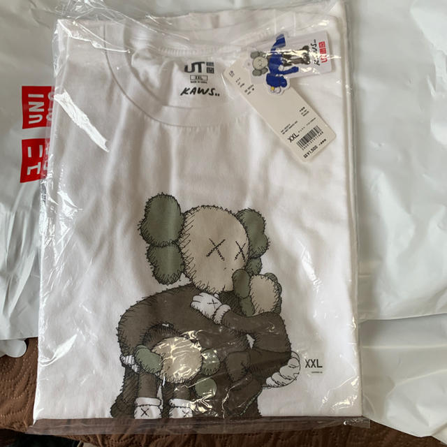 UNIQLO(ユニクロ)のkaws ユニクロ xxl メンズのトップス(Tシャツ/カットソー(半袖/袖なし))の商品写真