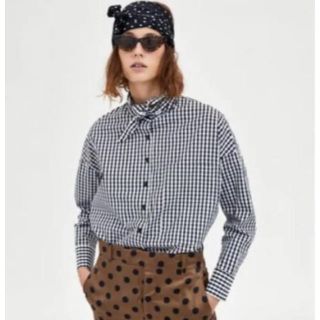 ザラ(ZARA)のZARA ギンガムチェック ボウタイ リボン シャツ 長袖 黒×白(シャツ/ブラウス(長袖/七分))