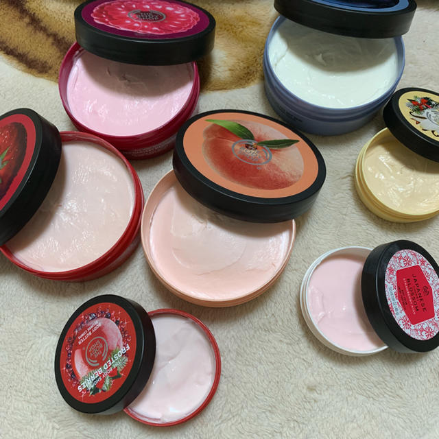 THE BODY SHOP(ザボディショップ)のThe Body Shop ボディバター set ほぼ未使用 コスメ/美容のボディケア(ボディクリーム)の商品写真