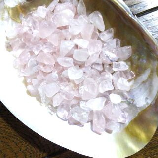 最終在庫【恋愛運上昇】 ローズクォーツ さざれ石 50g 天然石 浄化