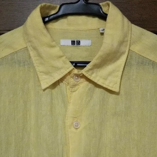 ユニクロ(UNIQLO)の黄色リネンシャツユニクロ M サイズ(シャツ)