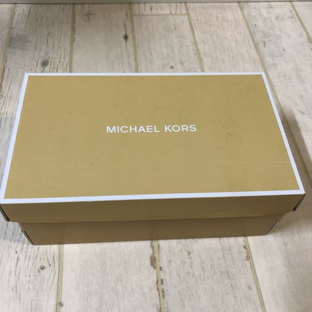 Michael Kors(マイケルコース)のMICHAEL KORS マイケルコース  サンダル 新品未使用 レディースの靴/シューズ(サンダル)の商品写真