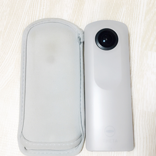 RICOH(リコー)のTHETA SC360°カメラ RICOH スマホ/家電/カメラのカメラ(その他)の商品写真