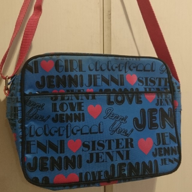 JENNI(ジェニィ)のJENNI  ロゴショルダーバッグ   キッズ/ベビー/マタニティのこども用バッグ(その他)の商品写真