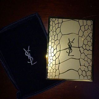 サンローラン(Saint Laurent)の《新品》YSL ブラッシュパレット(チーク)