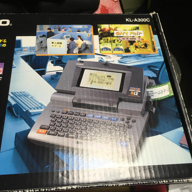 CASIO(カシオ)のカシオネームランド新品テープ3本付きお値下げ インテリア/住まい/日用品のオフィス用品(オフィス用品一般)の商品写真