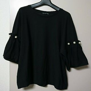 ザラ(ZARA)のZARAパール付きトップス(カットソー(長袖/七分))