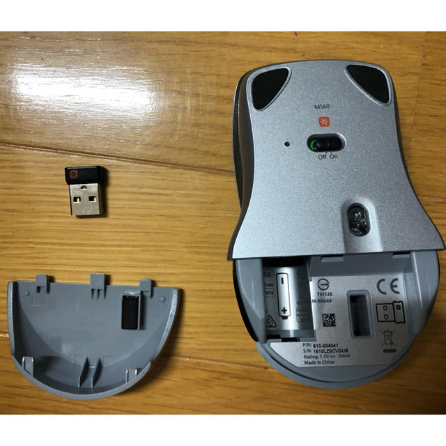 Logicool M560 マウス シルバー スマホ/家電/カメラのPC/タブレット(PC周辺機器)の商品写真