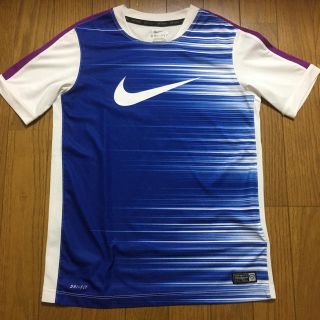 ナイキ(NIKE)のNIKE★キッズTシャツ★Mサイズ(Tシャツ/カットソー)