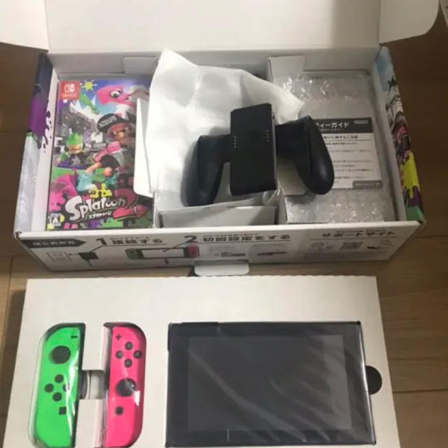 Nintendo Switch(ニンテンドースイッチ)のTERAKARA様 専用 新品ニンテンドースイッチ スプラトゥーン2セット エンタメ/ホビーのゲームソフト/ゲーム機本体(家庭用ゲーム機本体)の商品写真