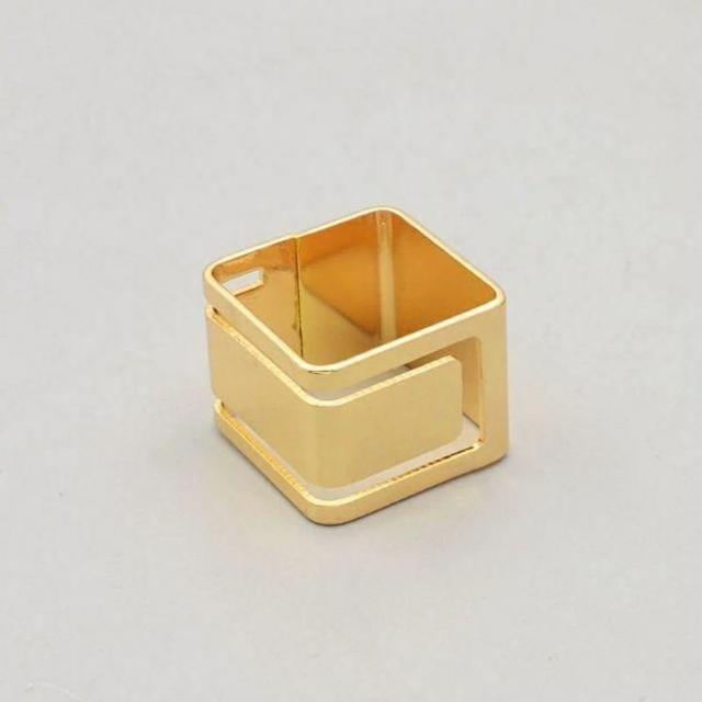 スクエアリング ゴールドプレート メンズのアクセサリー(リング(指輪))の商品写真