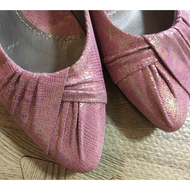 DIANA(ダイアナ)のLover soul  ラバーソウル ピンク パンプス 23.5 レディースの靴/シューズ(ハイヒール/パンプス)の商品写真
