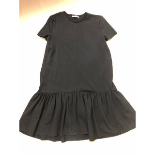 ザラ(ZARA)のZARA♡ブラックフリルワンピース(ひざ丈ワンピース)