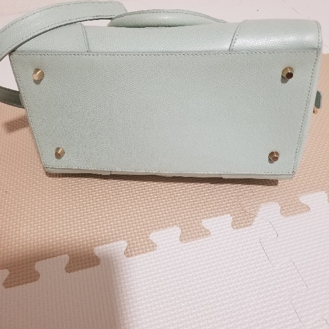 FURLAショルダーバック