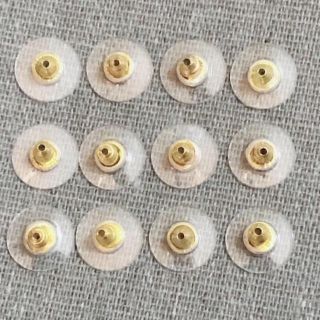 40個 円盤 ピアスキャッチ 下向き防止 ゴールド(各種パーツ)