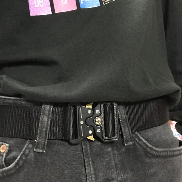 OFF-WHITE - アリクス alyx 元ネタ 即購入可 ストリート モード