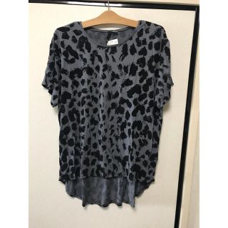 エイチアンドエム(H&M)の★☆新品・セール！☆ H&Mヒョウ柄ゆったりTシャツ★(Tシャツ(半袖/袖なし))