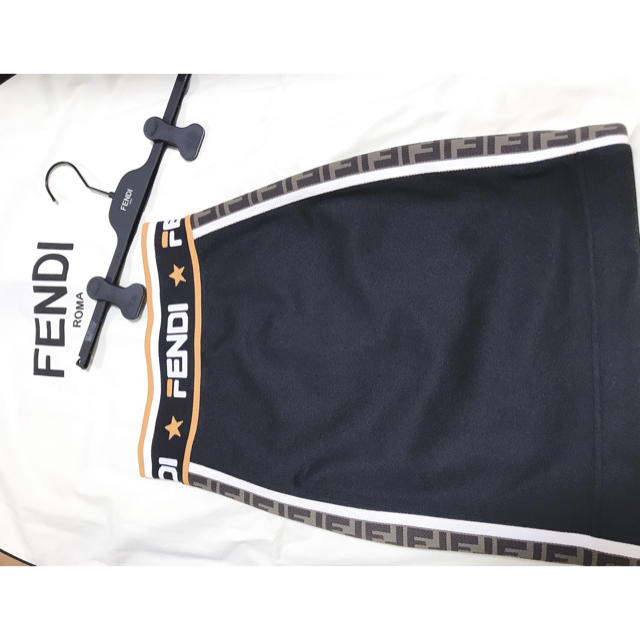 FENDI(フェンディ)のFENDIタイトスカート レディースのスカート(ミニスカート)の商品写真