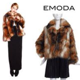 エモダ(EMODA)のBIGカラーボリュームファーコート(毛皮/ファーコート)