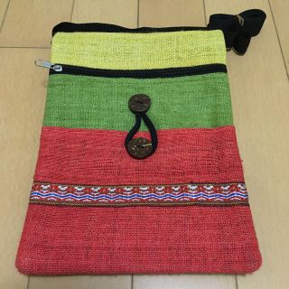 チチカカ(titicaca)の#ベトナム製#バッグ#ショルダー#イエロー#グリーン#レッド(ショルダーバッグ)