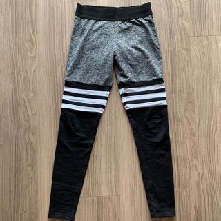 ルルレモン(lululemon)のボムシェル レギンス(ヨガ)