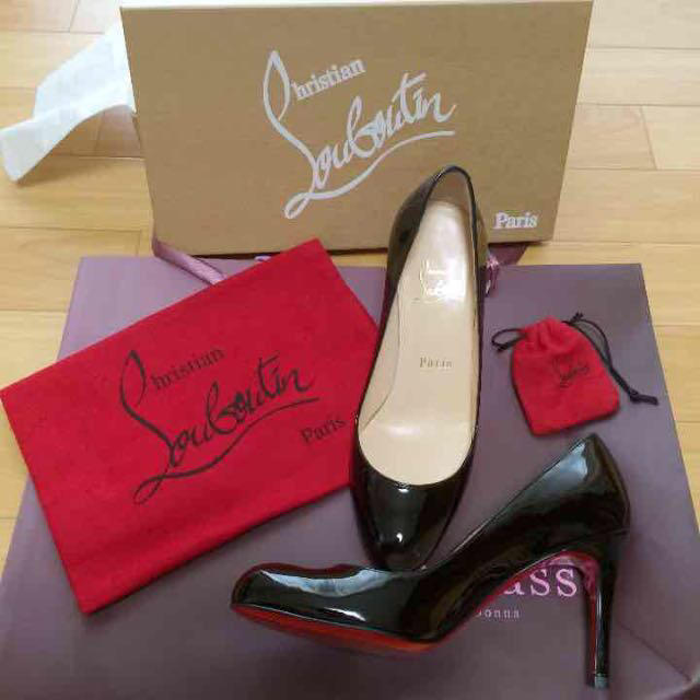 Christian Louboutin(クリスチャンルブタン)のクリスチャン ルブタン パンプス レディースの靴/シューズ(ハイヒール/パンプス)の商品写真